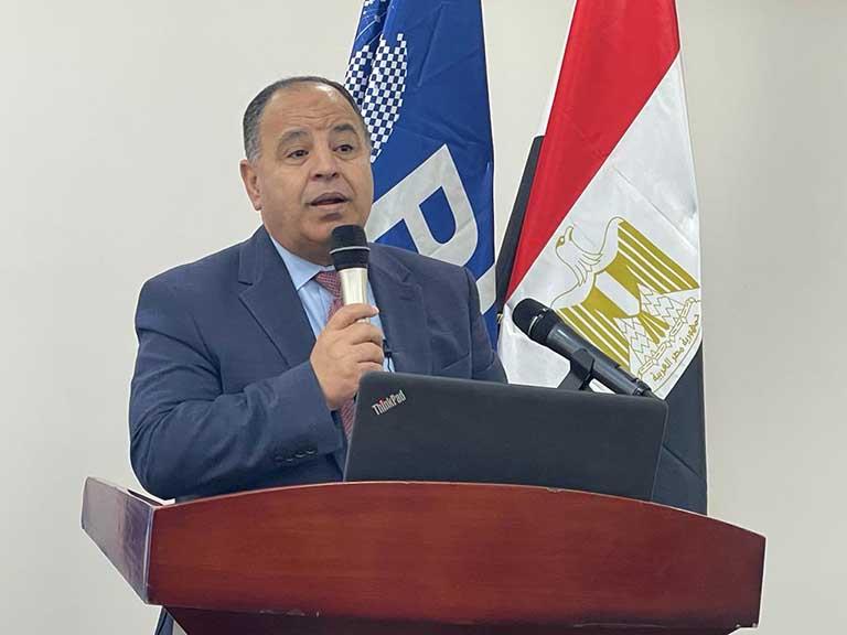 المالية تعلن تيسيرات جمركية جديدة لتسهيل عمليات الاستيراد